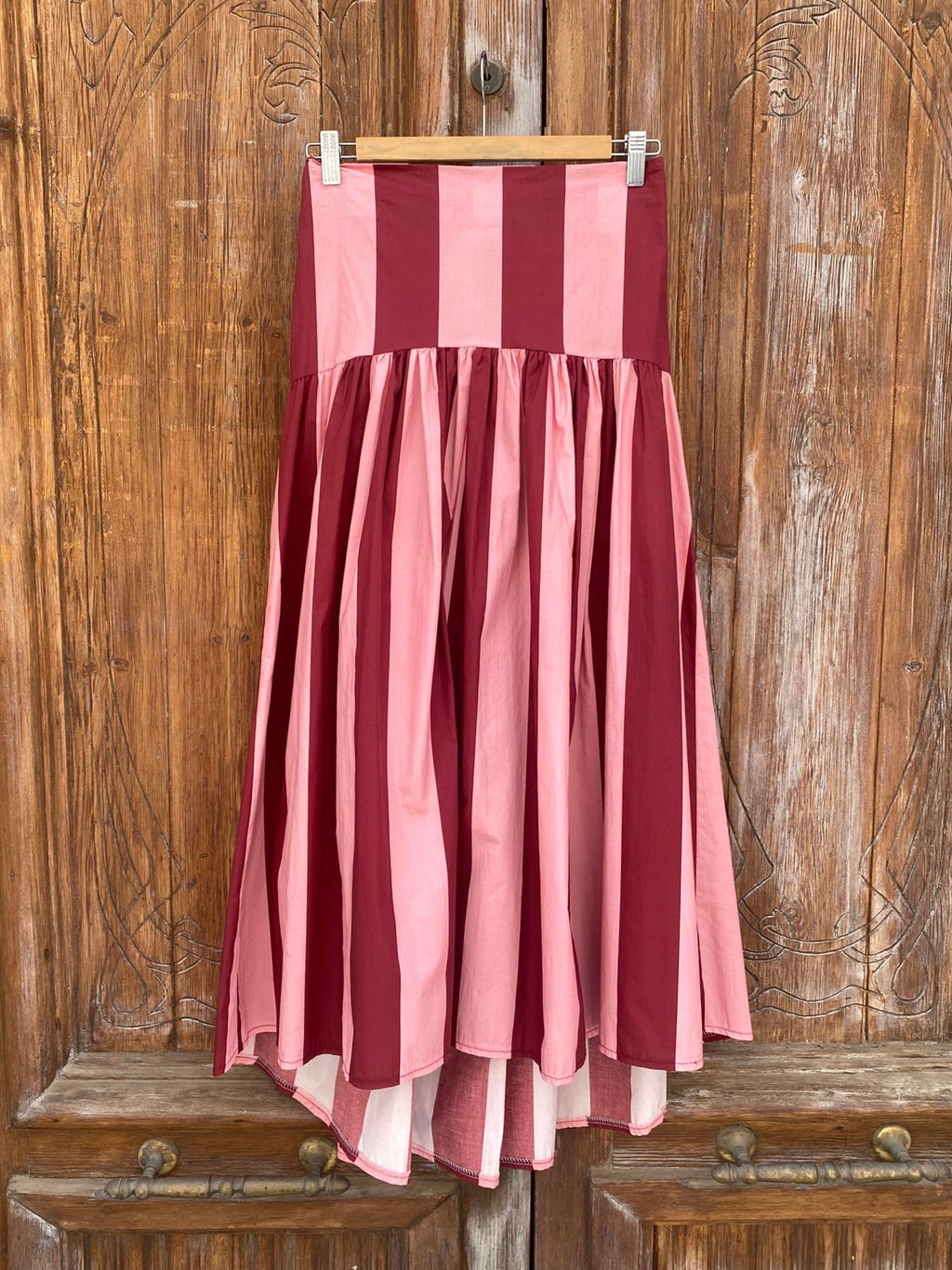 Falda Riviera