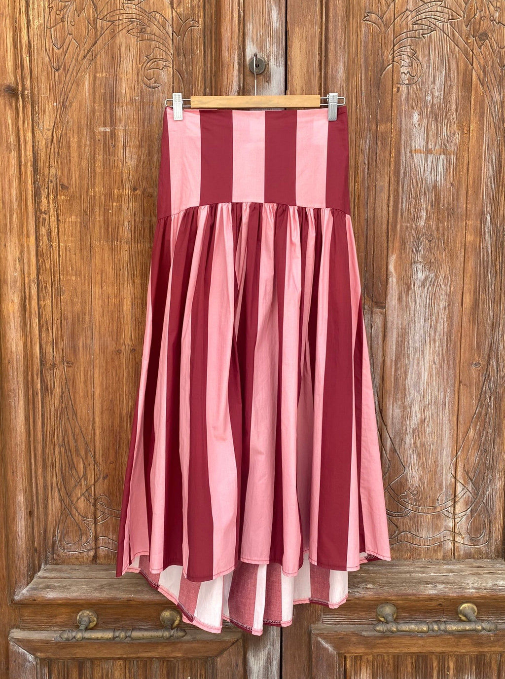Falda Riviera